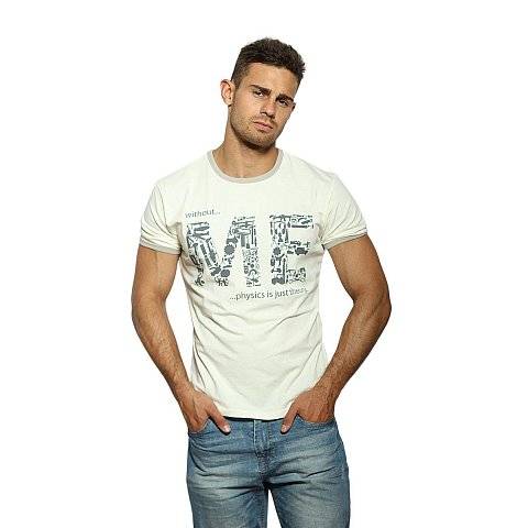 Светло-бежевая мужская футболка с надписями