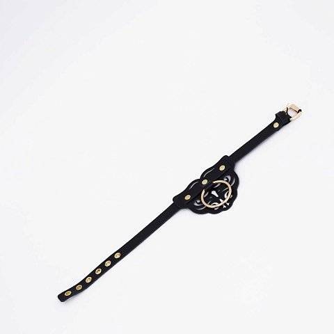 Черный фигурный кожаный ошейник с золотистой фурнитурой