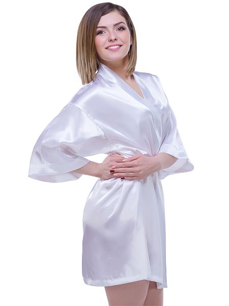 Коротенький халат-кимоно для невесты
