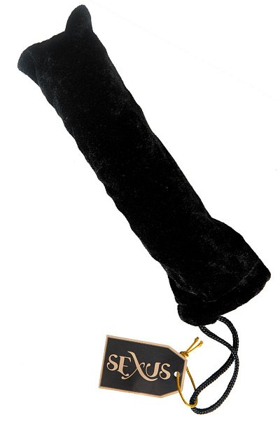 Стеклянный фаллос с мошонкой и рёбрышками - 18 см.