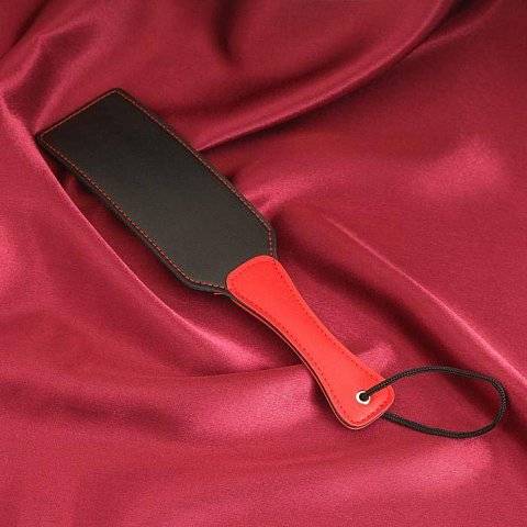 Черная шлепалка Хлопушка с красной ручкой - 32 см.